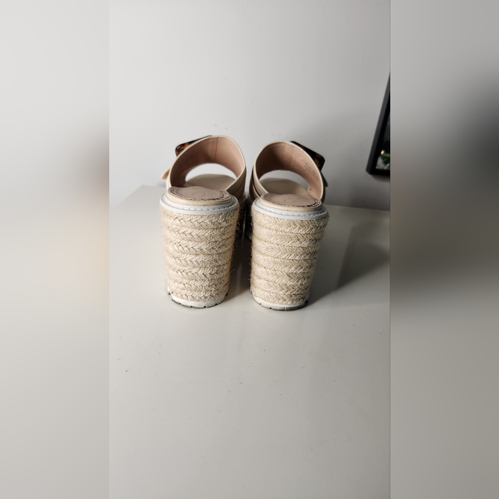 Elegant Cream Platform Sandals - Picture 3 of 9